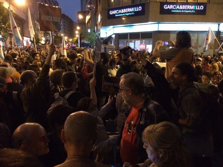 17-10-16 LumesNuncaMaisOurense05.jpeg